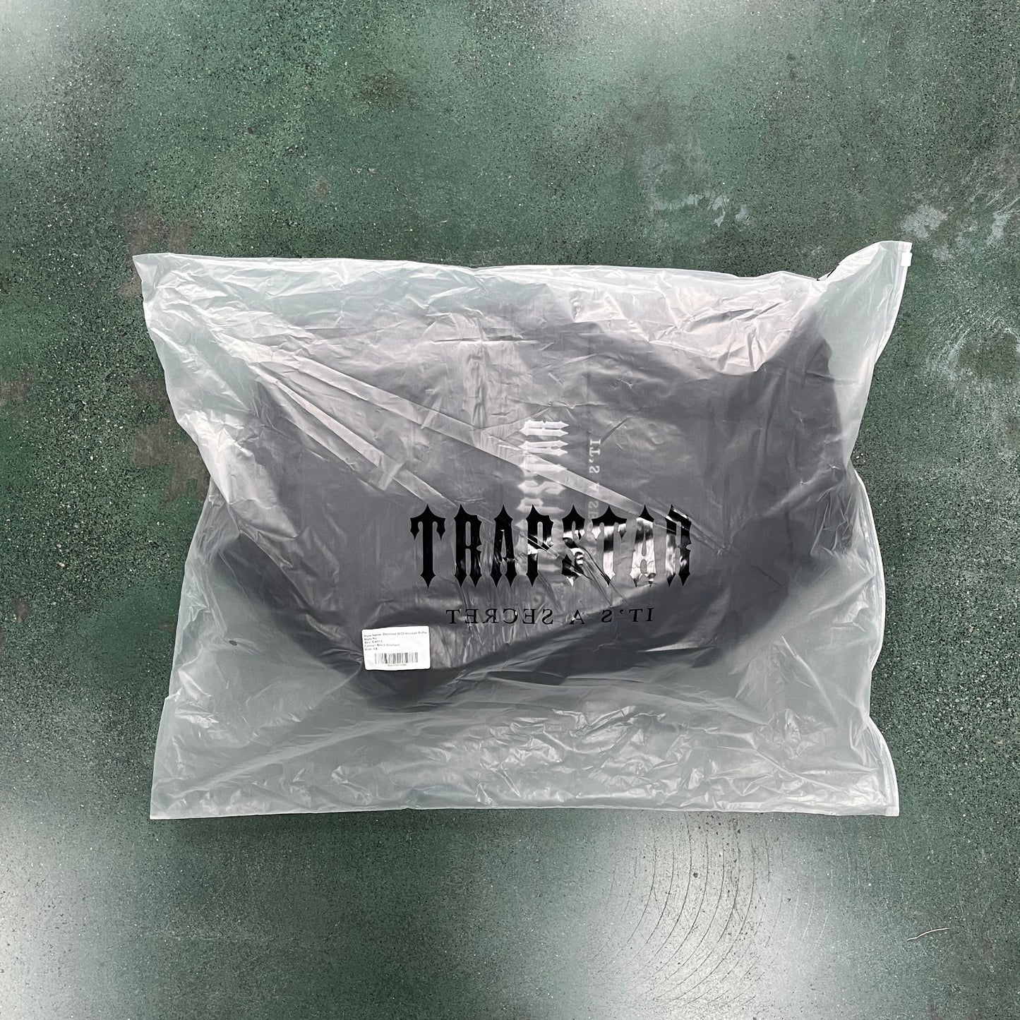 Giacca imbottita Trapstar Decoded con cappuccio nero sfumato