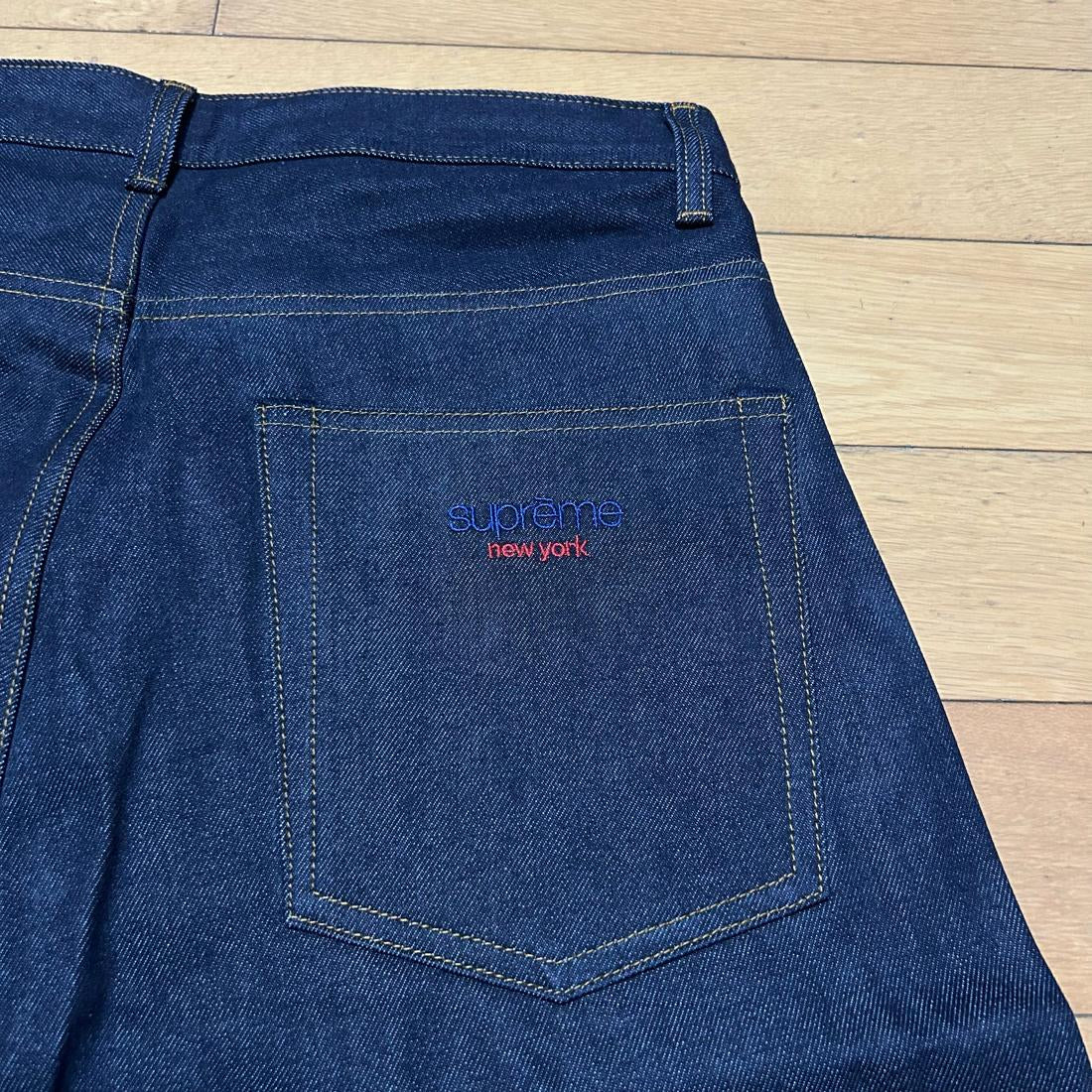 Pantaloncini di jeans larghi Supreme
