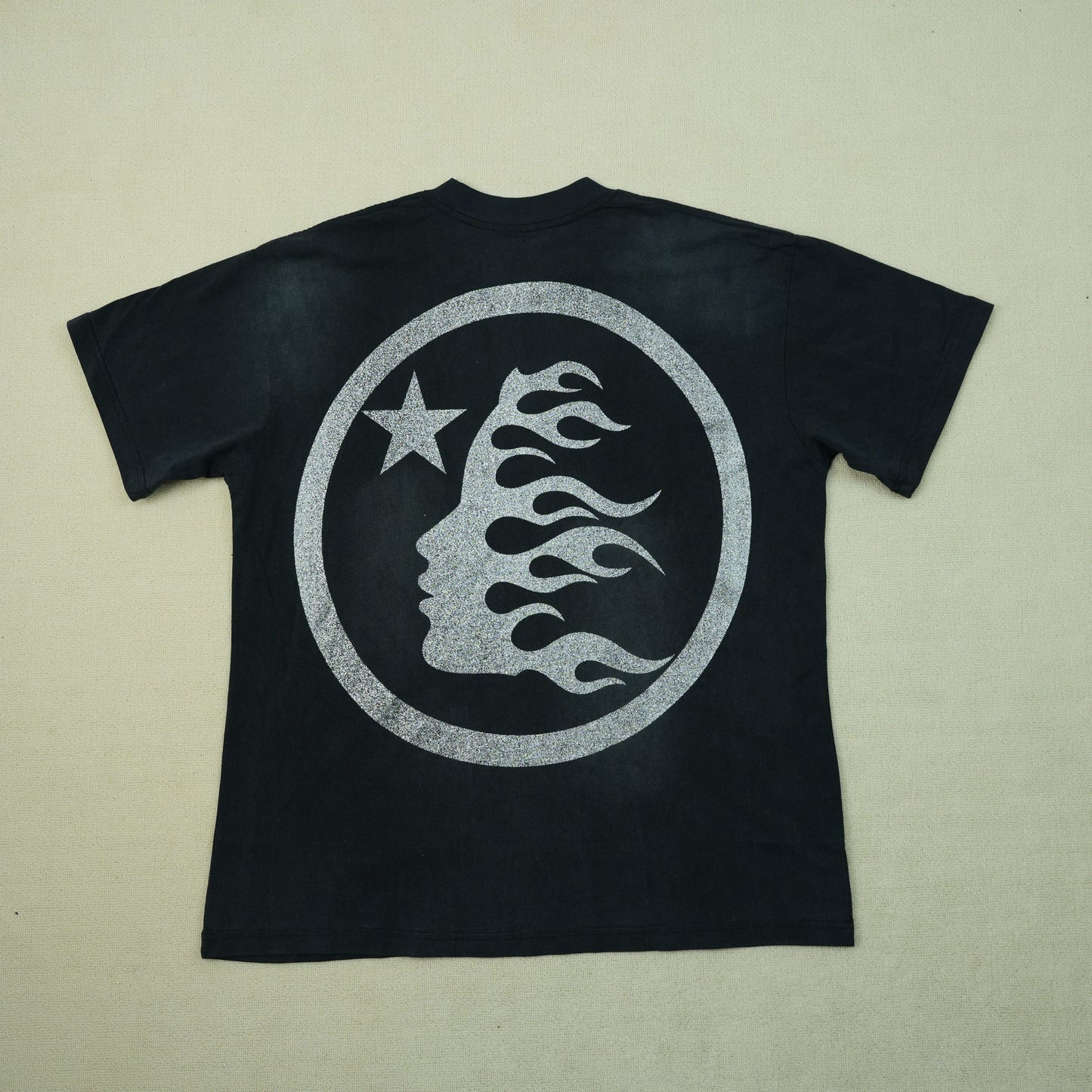 Camiseta Hellstar