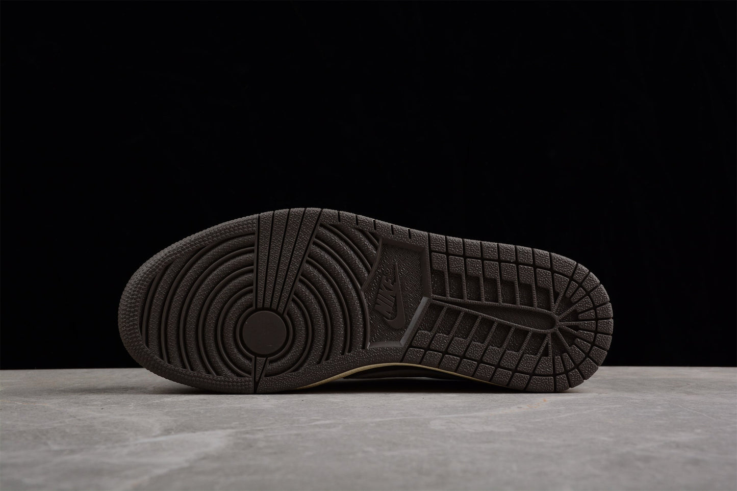 Air Jordan 1 Retro Low OG SP Travis Scott Reverse Mocha