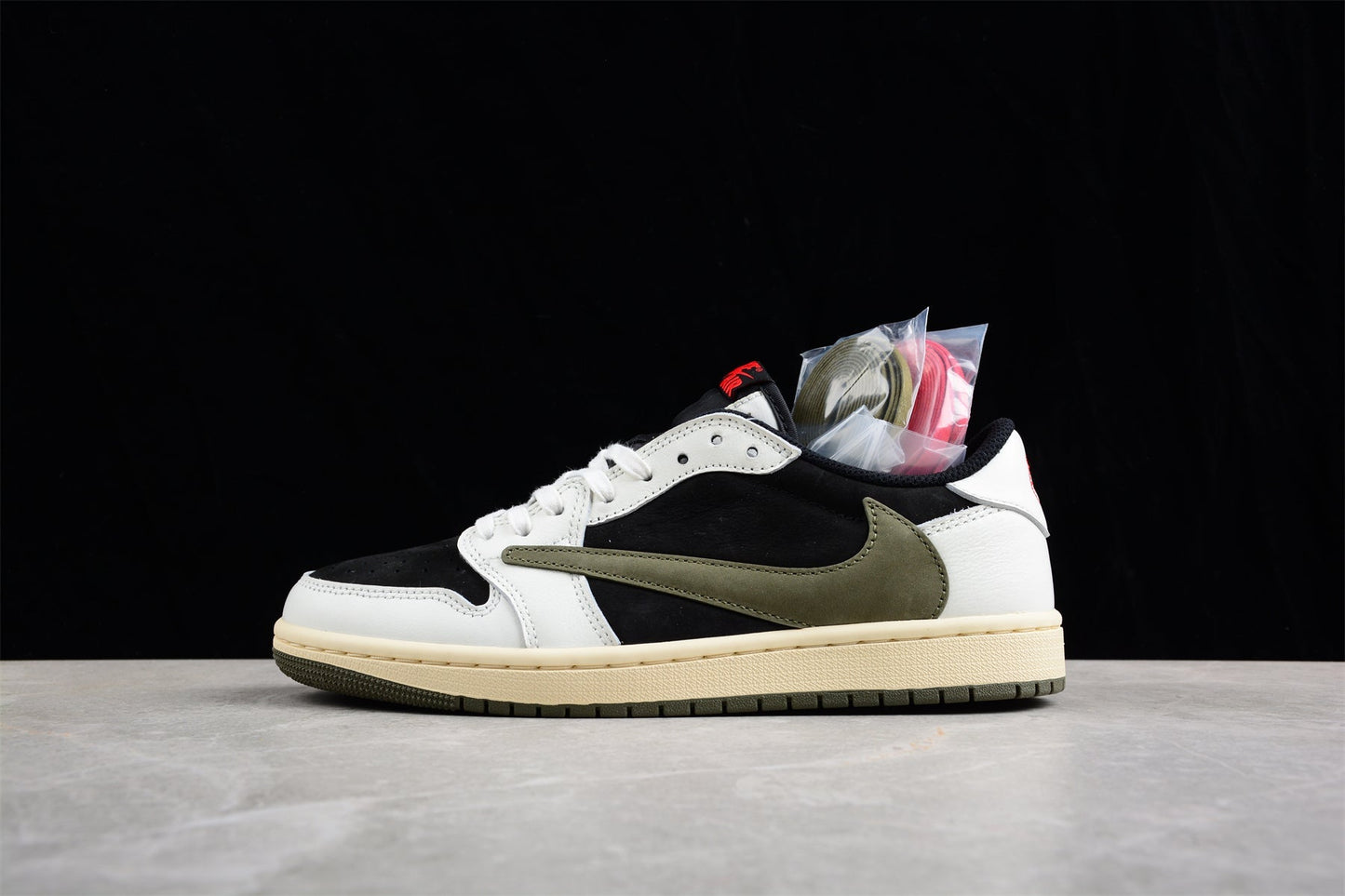 Air Jordan 1 Retro Low OG SP Travis Scott Olive