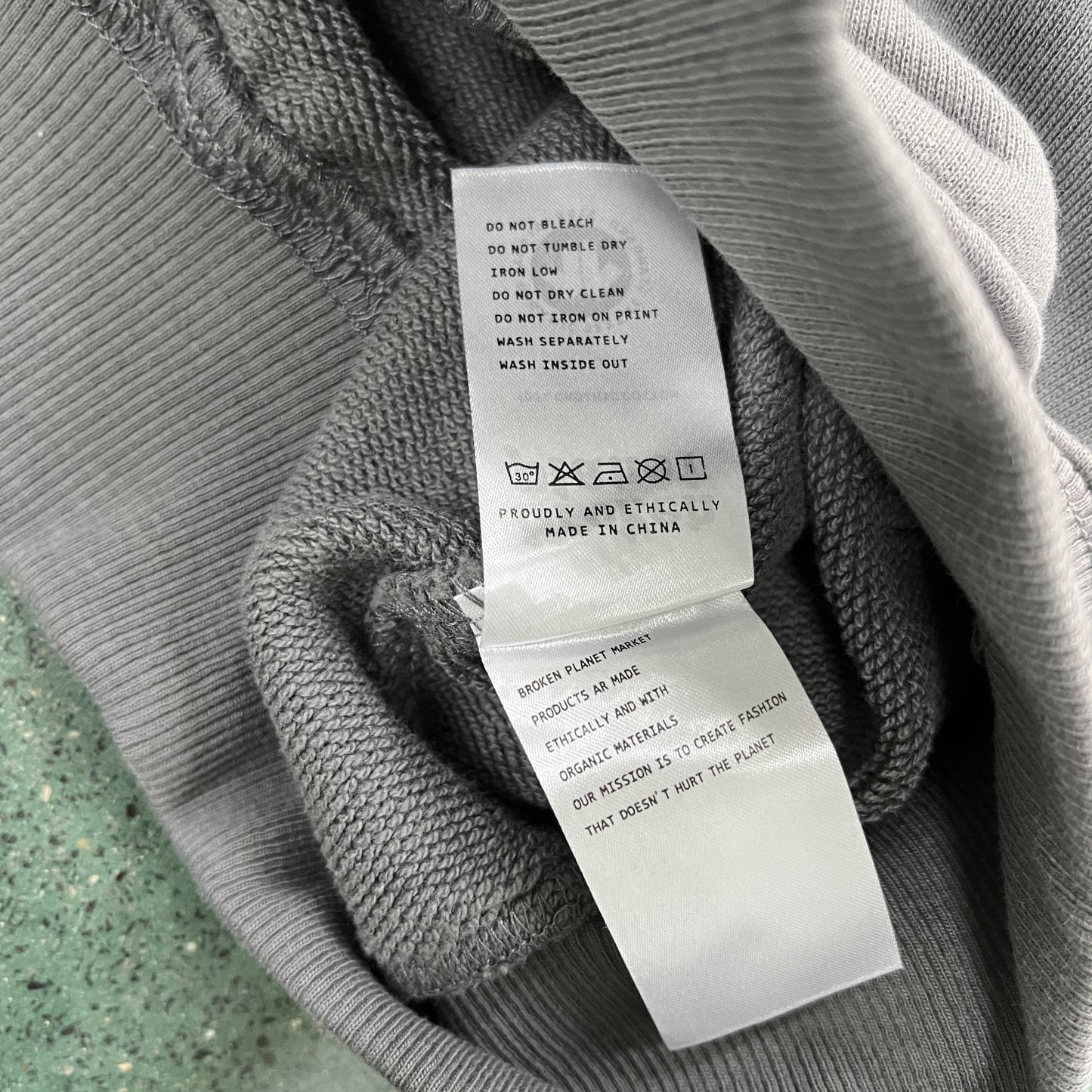 Broken Planet Planet Kapuzenpullover mit Reißverschluss