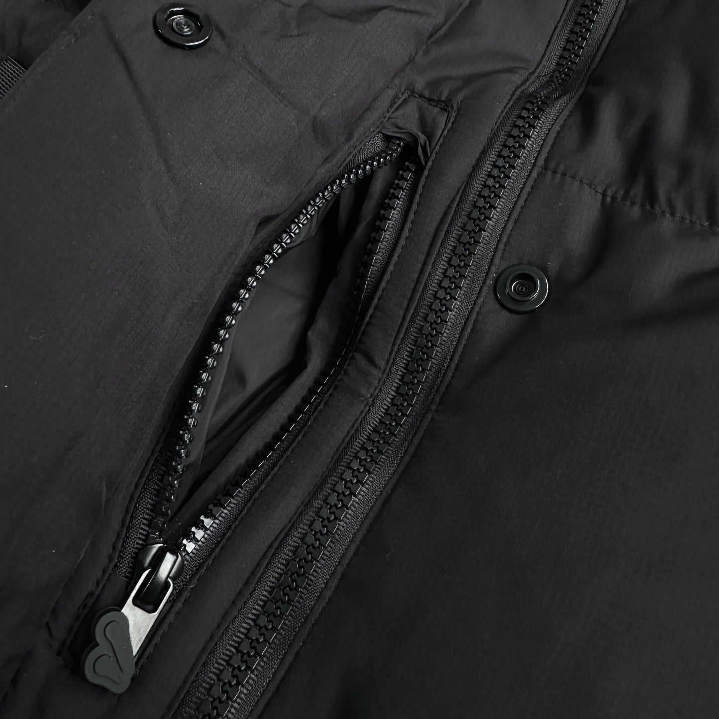 Synaworld Puffer Nero