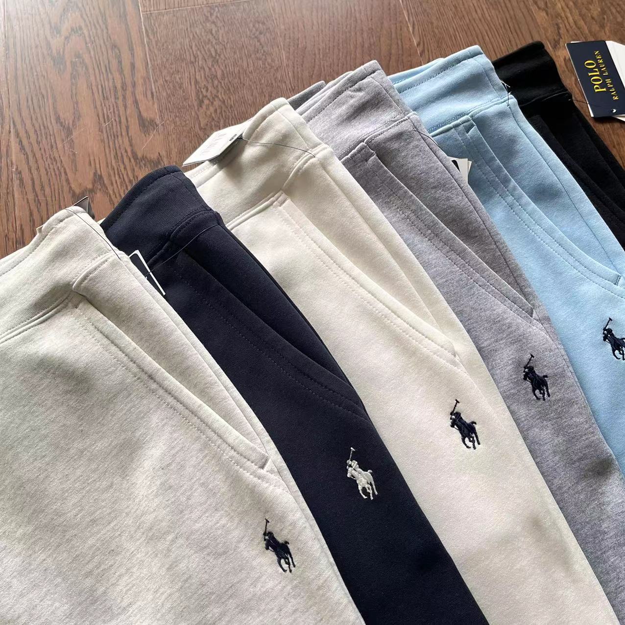 Nuovi pantaloni sportivi basic Ralph Lauren