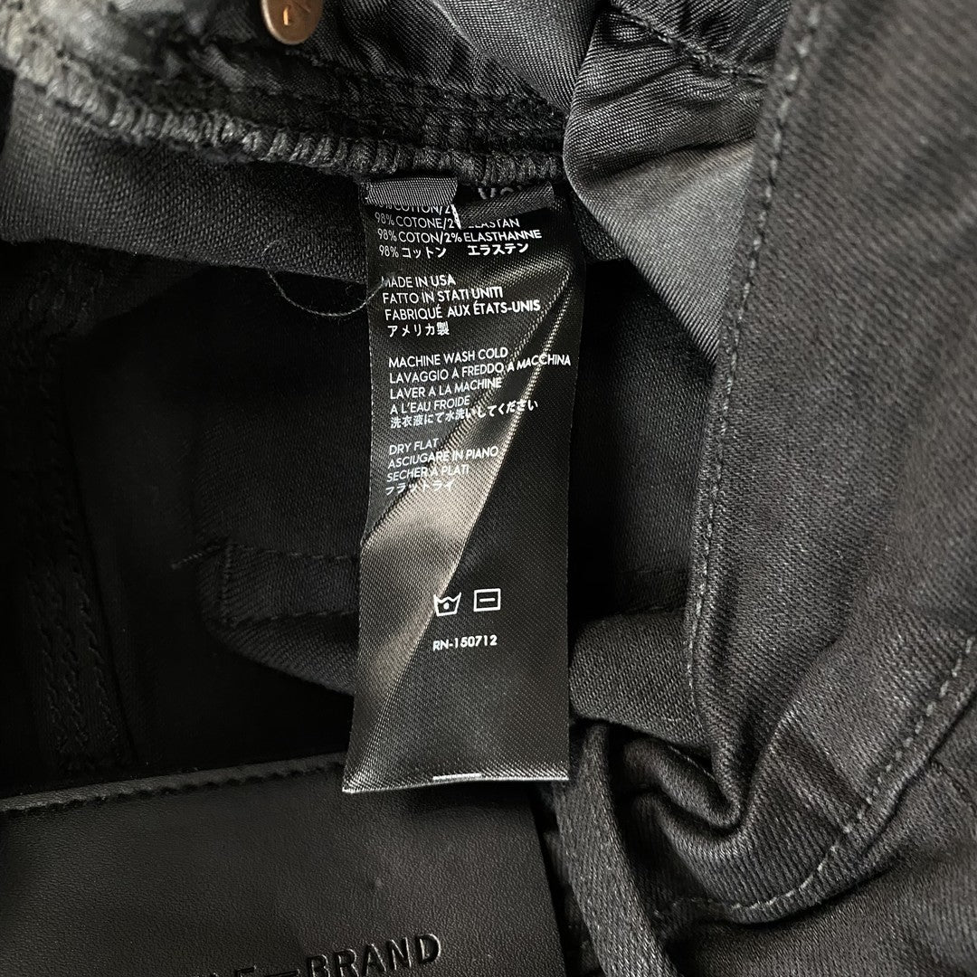 Schmale Jeans der Marke Purple Brand