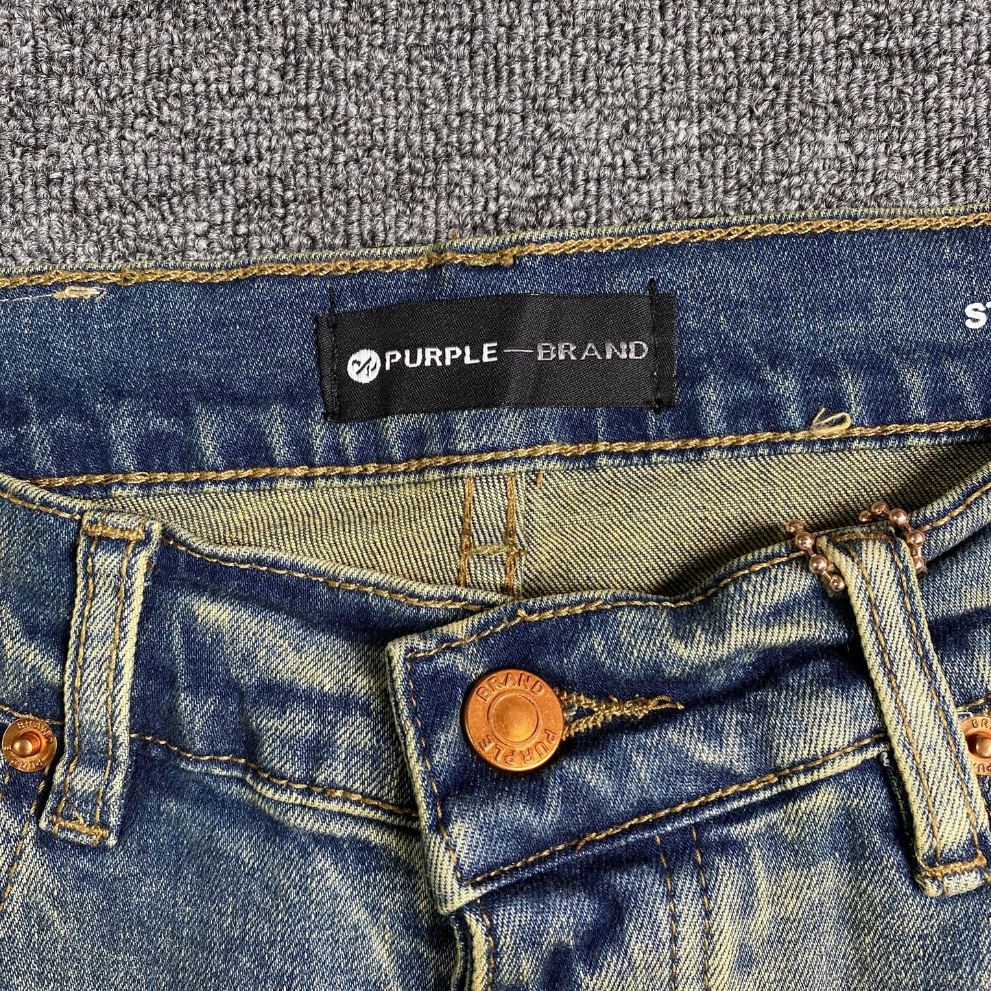 Schmale Jeans der Marke Purple Brand