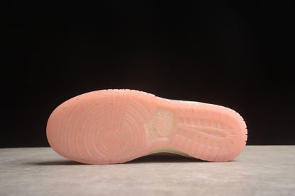 Nike Dunk Low LX Barbie 