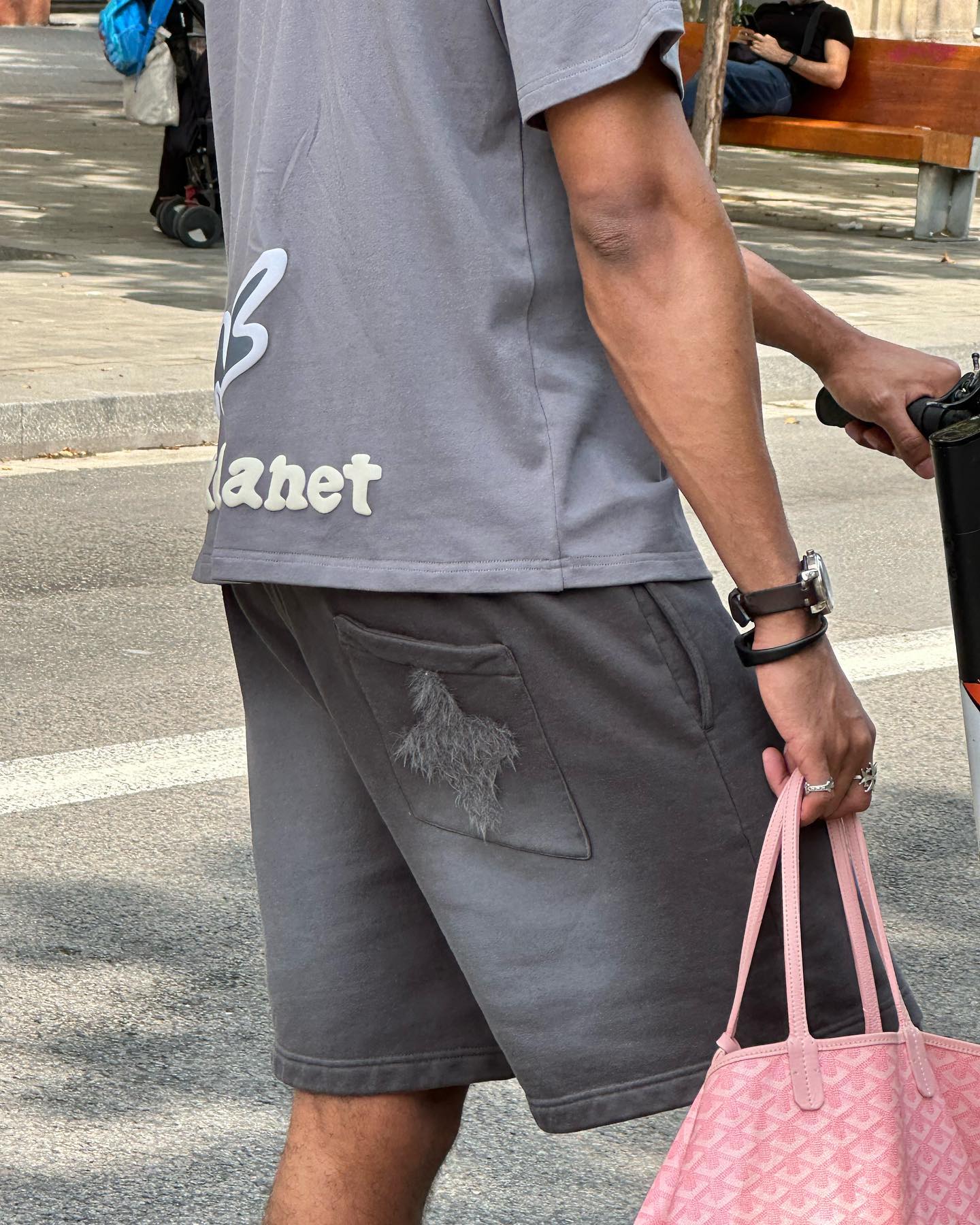 Maglietta "Rompete Planet Trova il tuo equilibrio" 