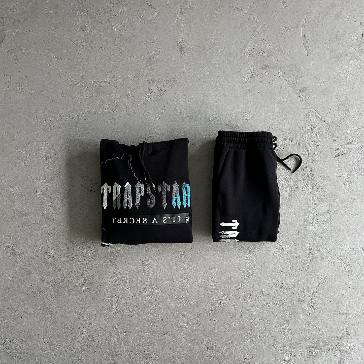 Trapstar Trainingsanzug Chenille Lightning 