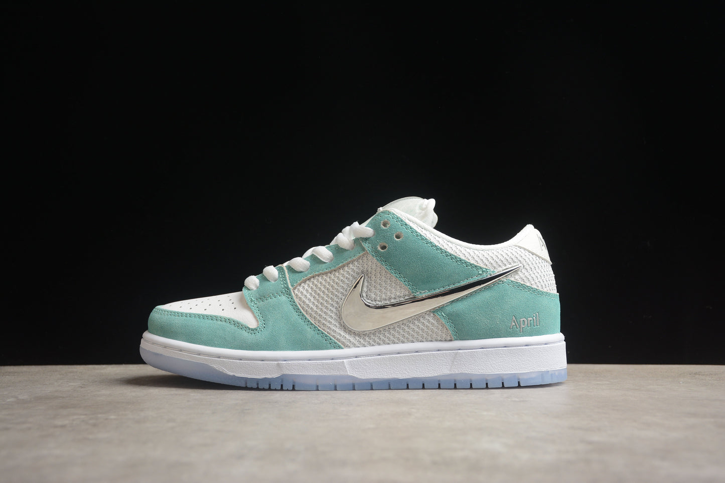April Skateboards x Nike SB Dunk Low 