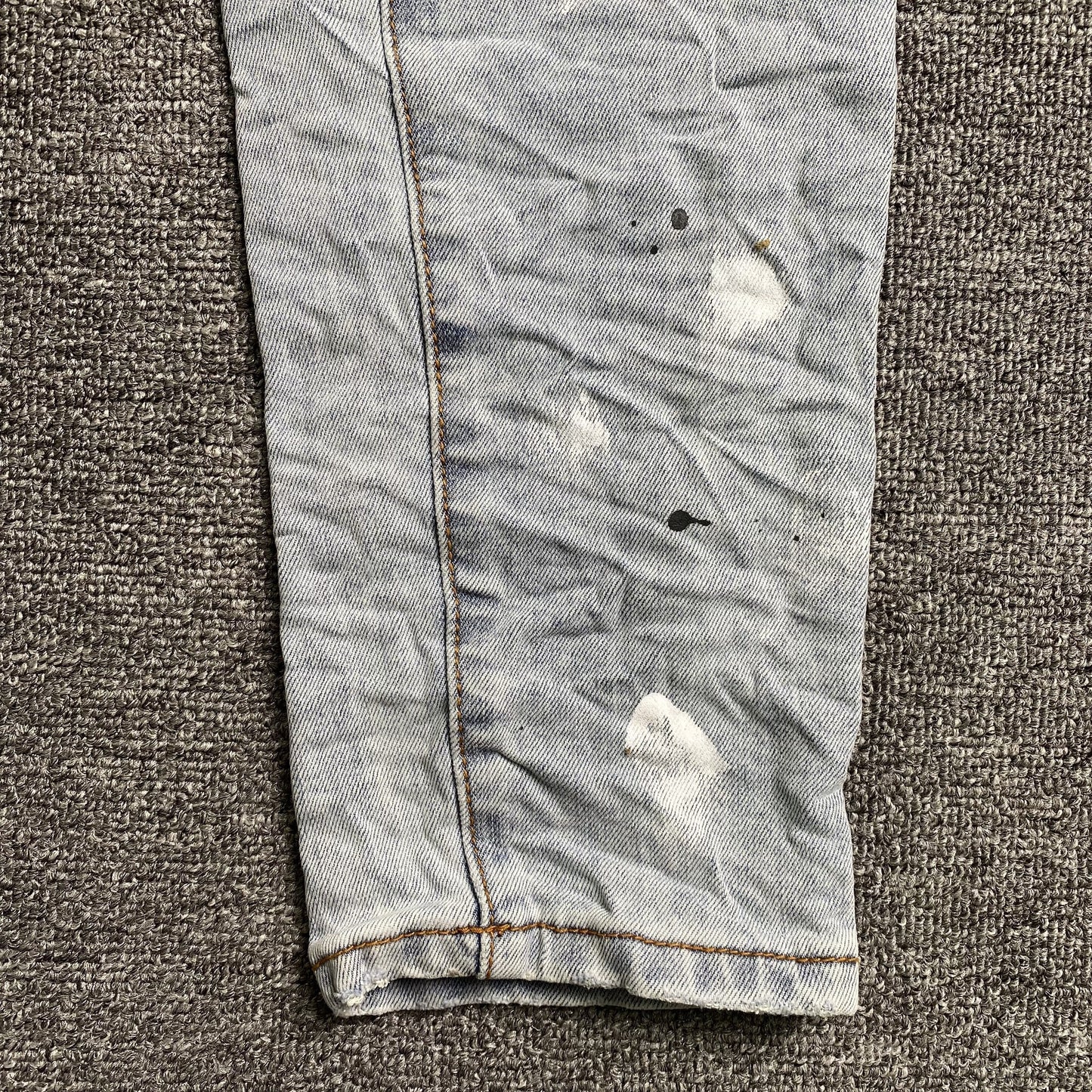 Schmale Jeans der Marke Purple Brand