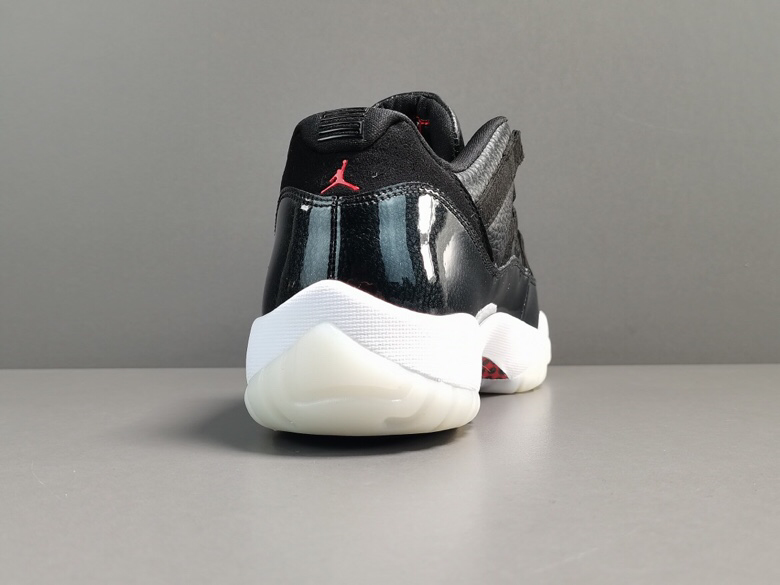 Air Jordan 11 Low "72-10" 