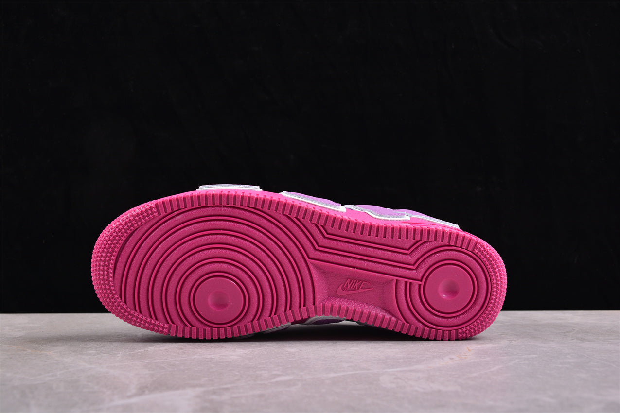 Mercato delle pulci di Cactus Plant x Air Force 1 