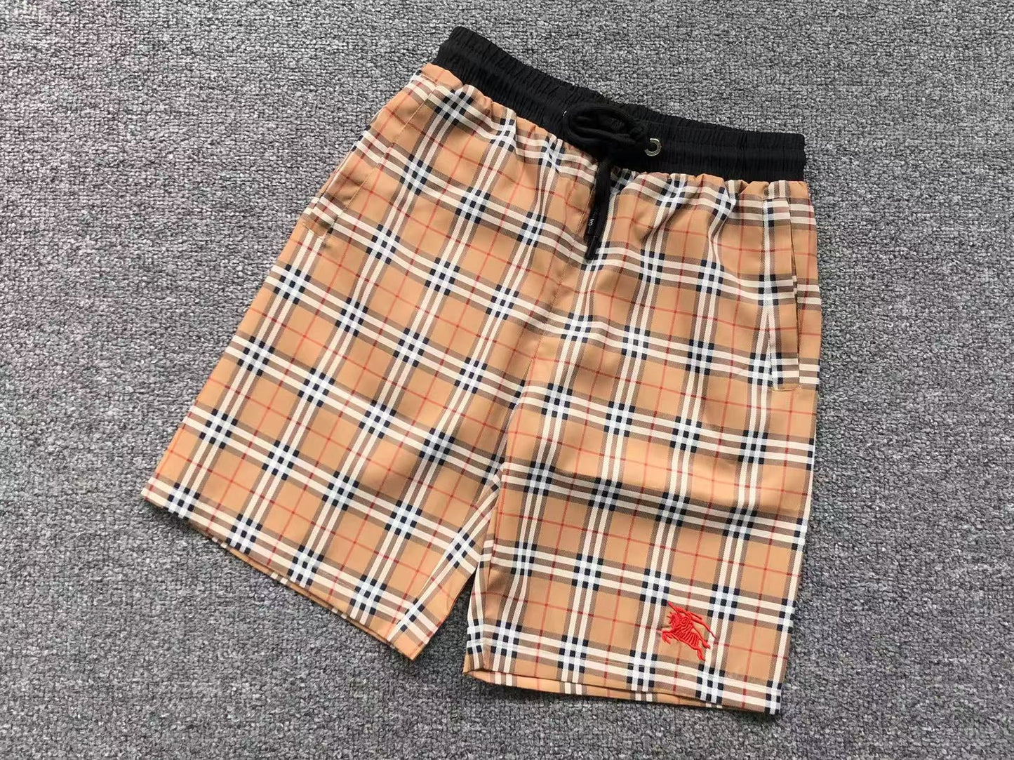 Pantaloncini Burberry
