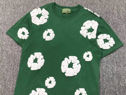 Completo corto con strappi in denim