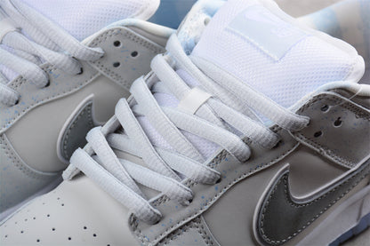 Nike SB Dunk Low Weißer Hummer 