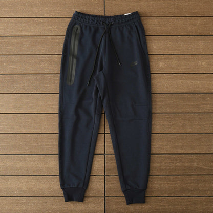 Nike Techfleece Anzug Neue Saison