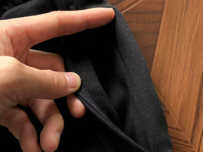 Pantaloncini di jeans strappati 