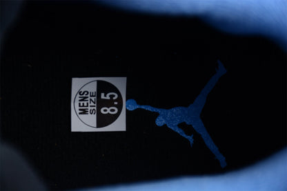 AIR JORDAN 4 RETRO "UNIVERSITY BLUE" BLAU 