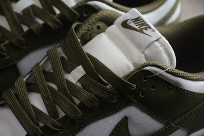 Nike Dunk Low Mitteloliv 