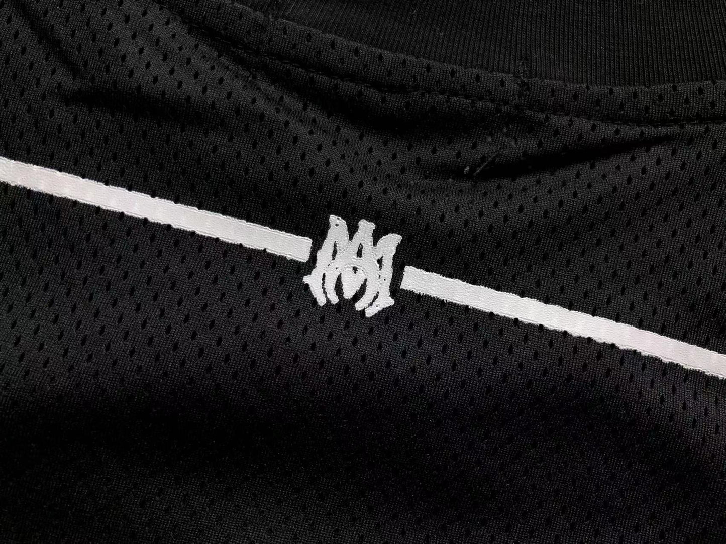 Pantaloncini e maglietta Amiri