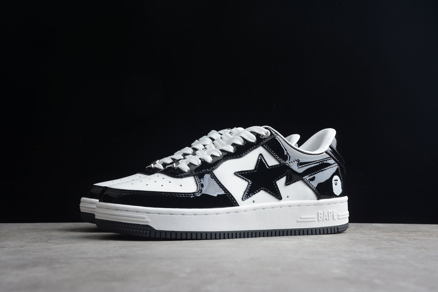 Bape Sta Schwarzes Lackleder 