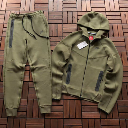 Nike Techfleece Anzug Neue Saison