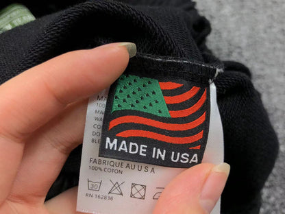 Completo corto con strappi in denim