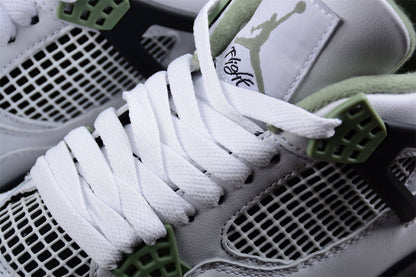 Air Jordan 4 Seeschaum 