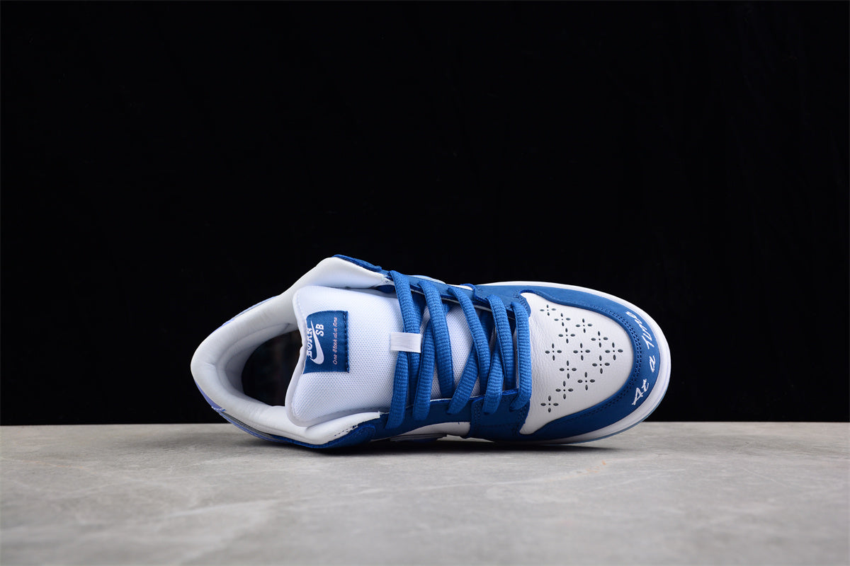 Born x Raised x Nike SB Dunk Low Bianco Blu 