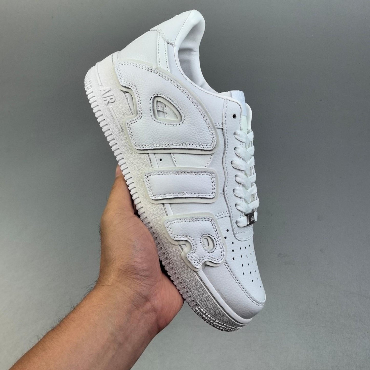 Mercato delle pulci di Cactus Plant x Air Force 1 