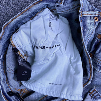 Schmale Jeans der Marke Purple Brand