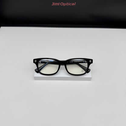 Brille mit verchromten Herzen