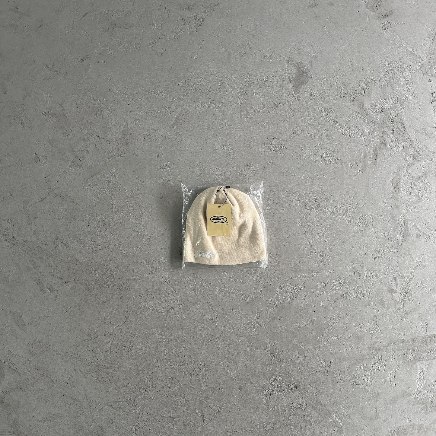 Corteiz – Kalte Mütze mit seitlicher Stickerei