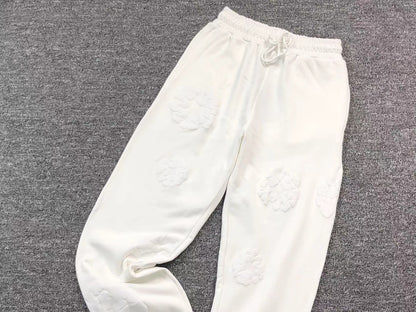 Il denim strappa la ghirlanda di cotone