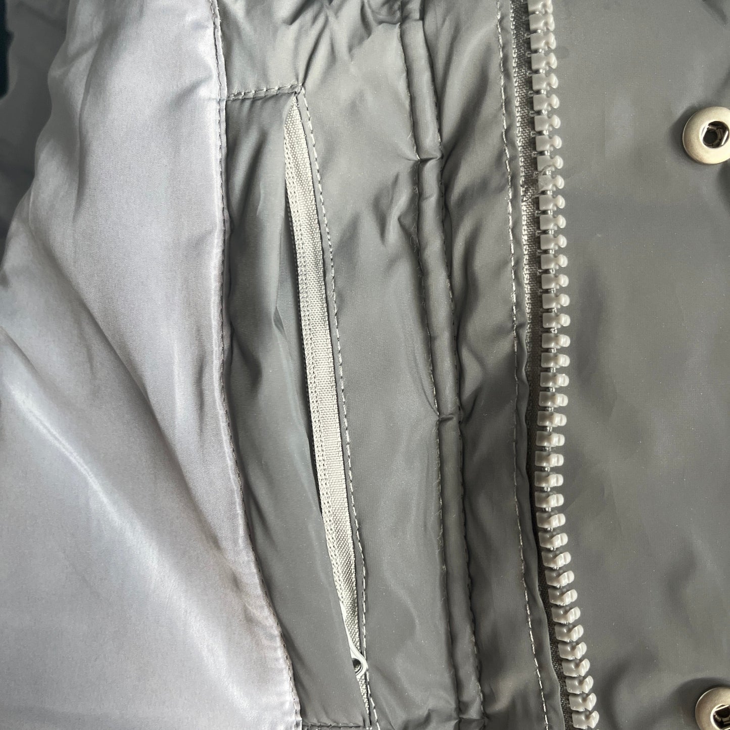 Giacca imbottita Trapstar con cappuccio riflettente 2.0 