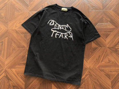 Maglietta con lacrime di denim 