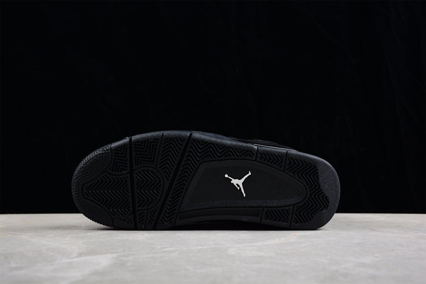 Air Jordan 4 Schwarze Katze 