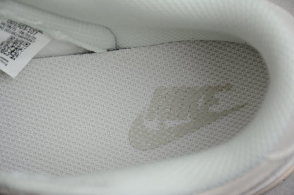 Nike Dunk Low Light Bone 