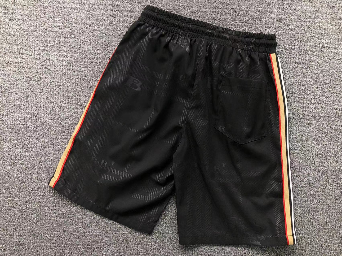 Pantaloncini Burberry