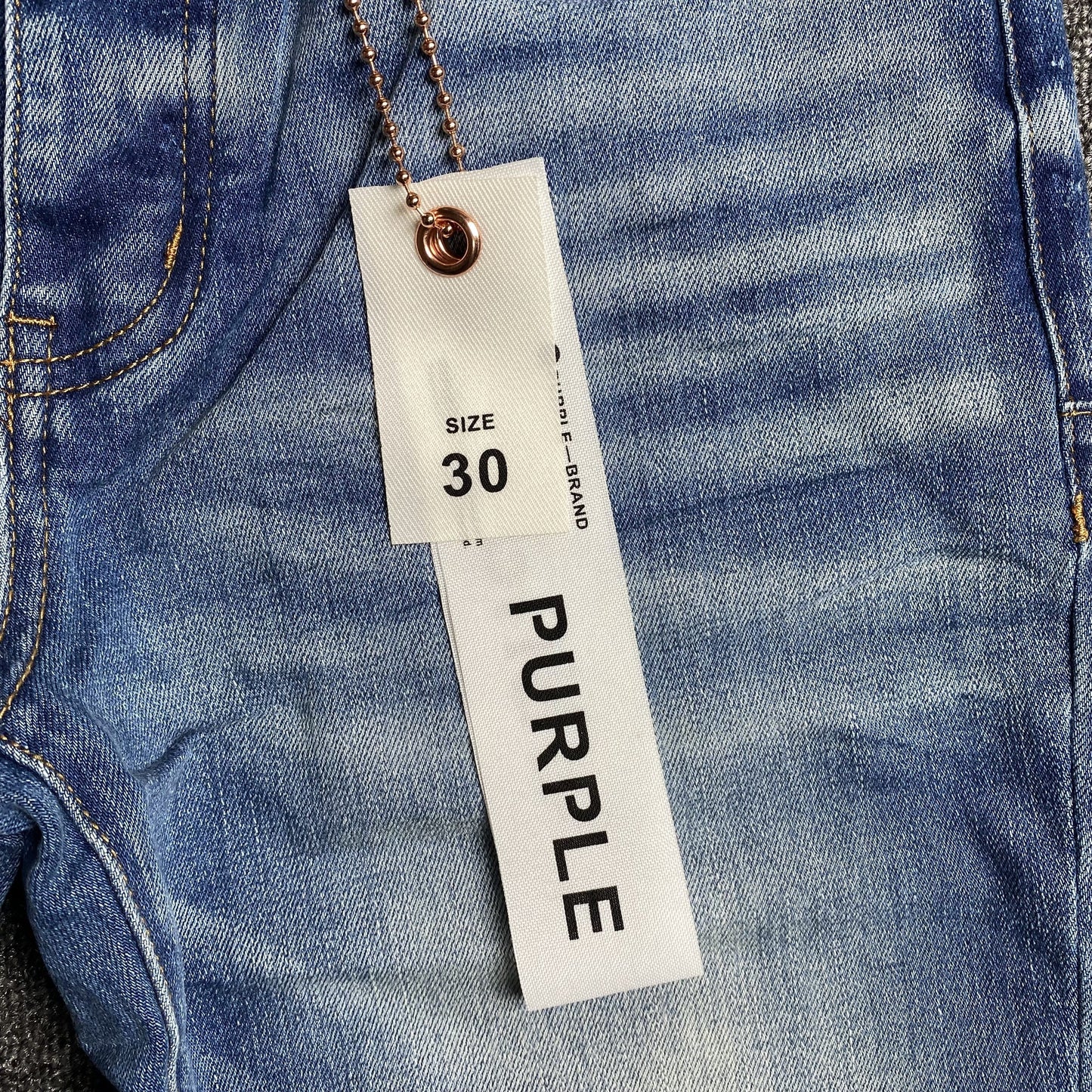 Schmale Jeans der Marke Purple Brand