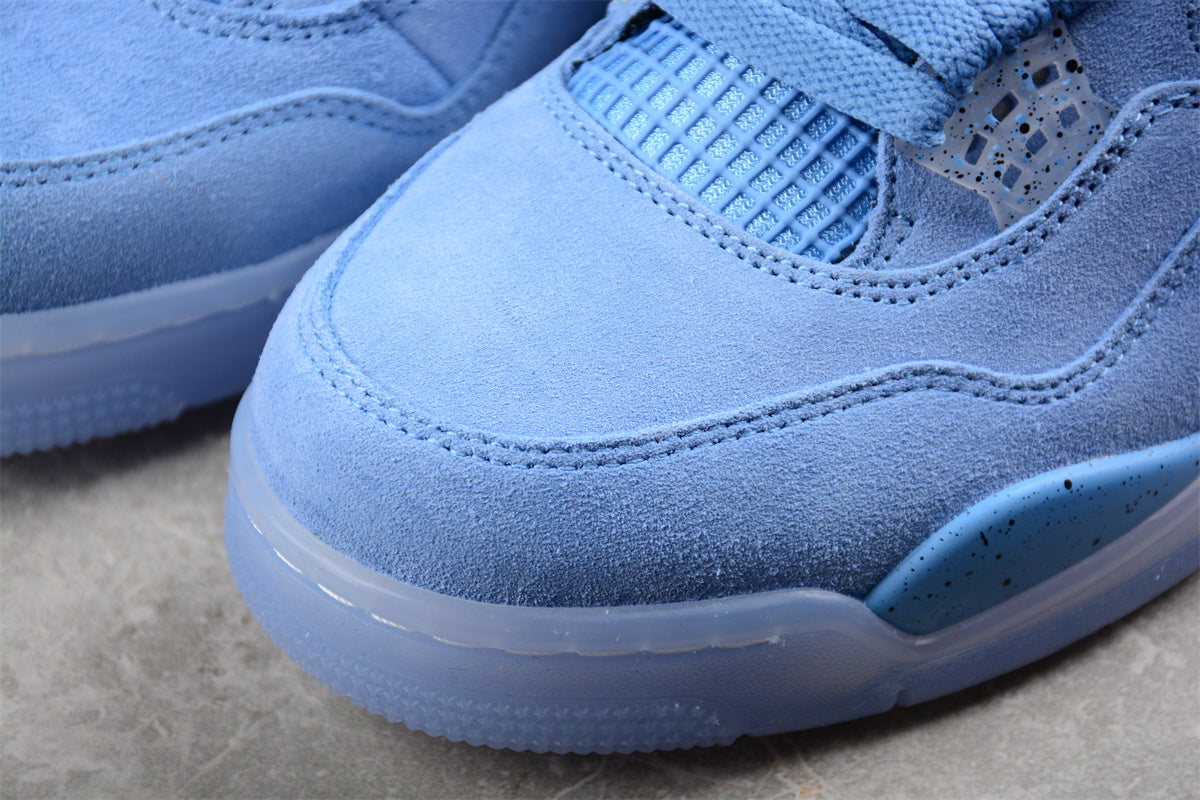 AIR JORDAN 4 RETRO "NCAA PE - UNC" 