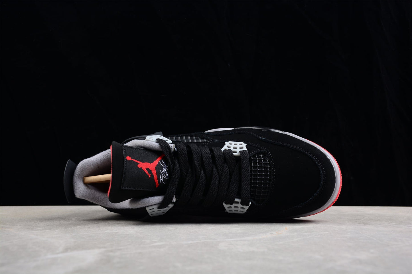 Air Jordan 4 Retro Bred 