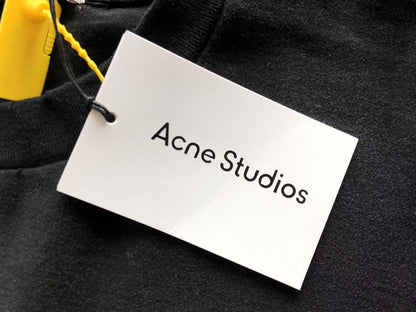 Manga larga de Acne Studios