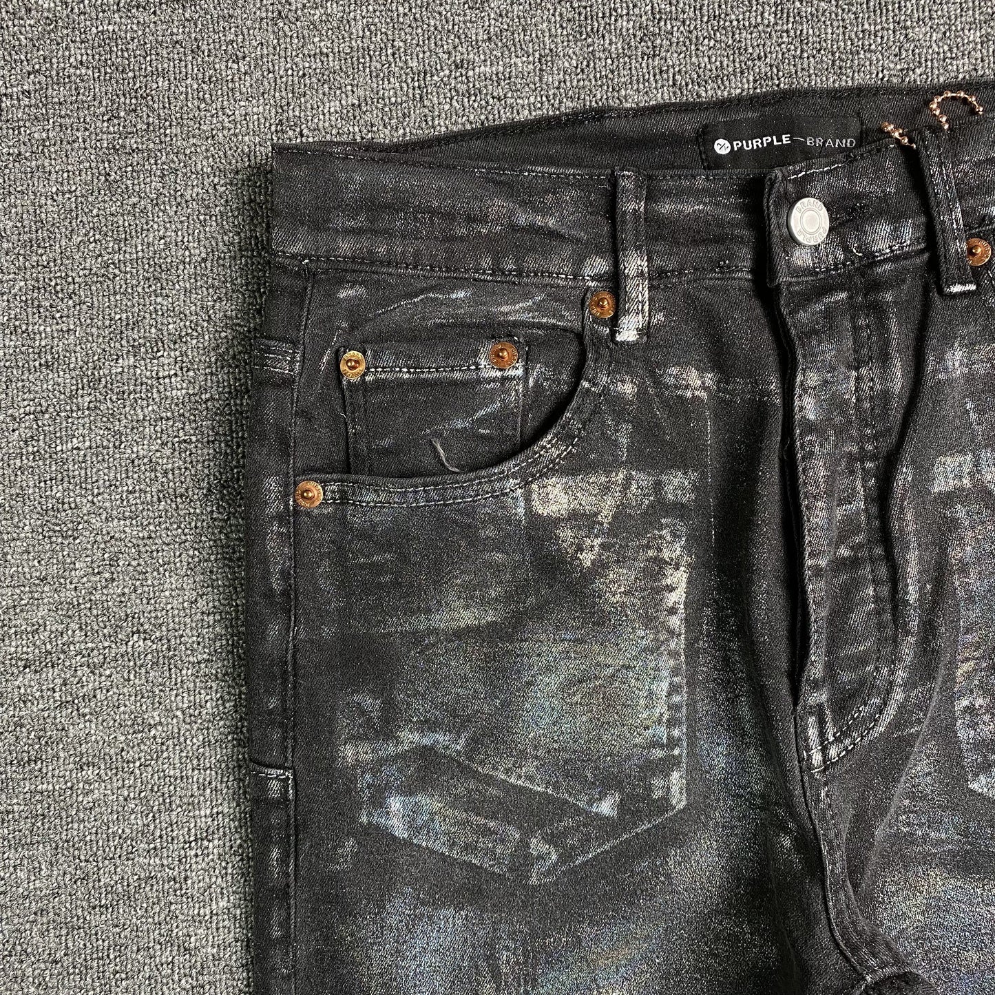 Schmale Jeans der Marke Purple Brand