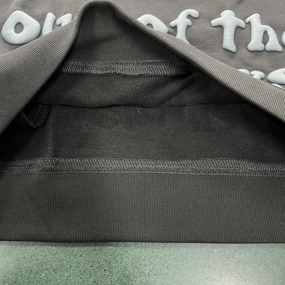 Broken Planet Herz-Totenkopf-Kapuzenpullover 