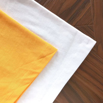 Maglietta con lacrime di denim 