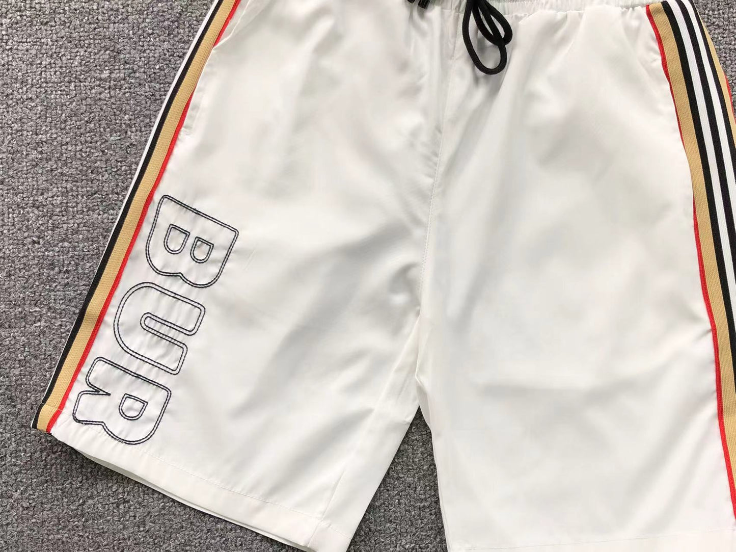 Pantaloncini Burberry