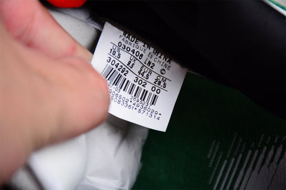 Nike SB Dunk Low x Heineken 