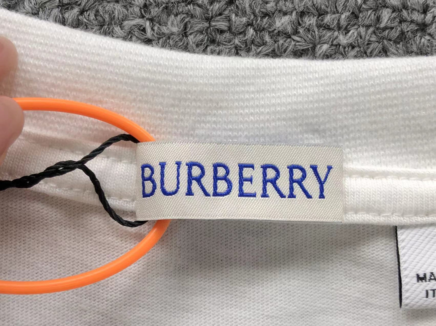 Burberry Tshirt